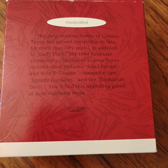 Hallmark Daffy Duck Ornament - Picture 2 of 2